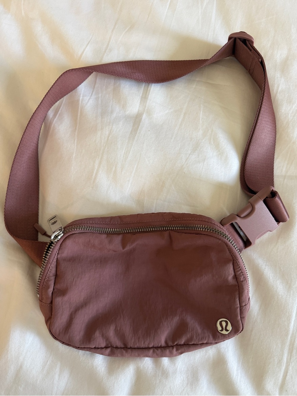 lululemon athletica  Mauve Belt Bag